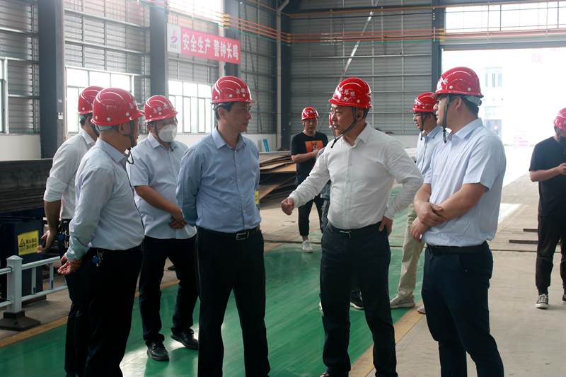 蕪湖市住建局黨委書記、局長朱發(fā)沐一行到安徽建工鋼構(gòu)智能制造有限公司調(diào)研2