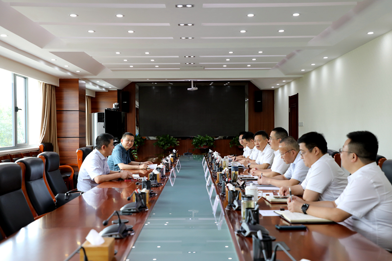建工控股黨委委員、總會計師王淑德赴公司調(diào)研 - 副本